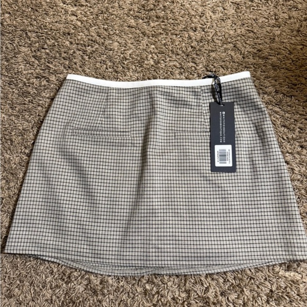 White Fox Skirt size medium NWT